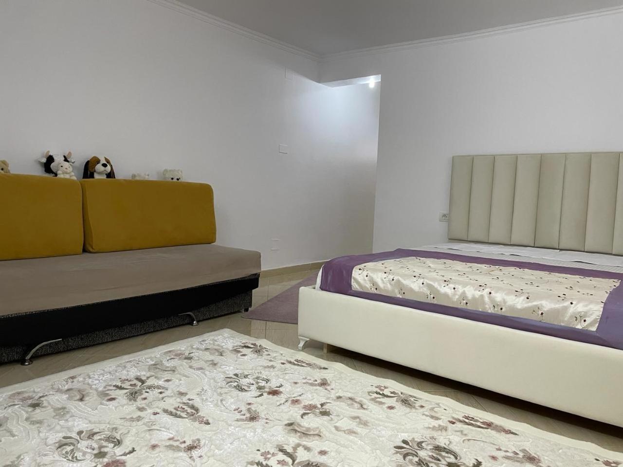 Guesthouse & Hospitality Μπεράτ Εξωτερικό φωτογραφία